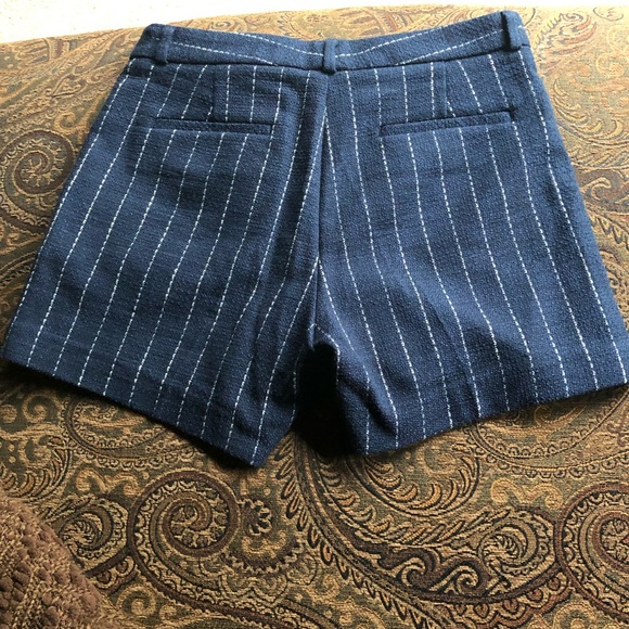 Banana Republic dress shorts - Worn one time!! - Picture 4 of 6